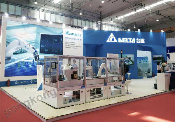 台达协助智造升级 全系列机器人亮相2018世界机器人大会