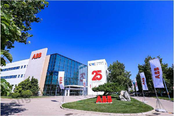 ABB�ھ������׸��ǻ۽����ͻ��������ģ���ף��ѹ��������25����