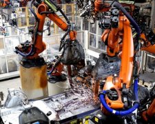 库卡机器人汽车结构件焊接节气装置